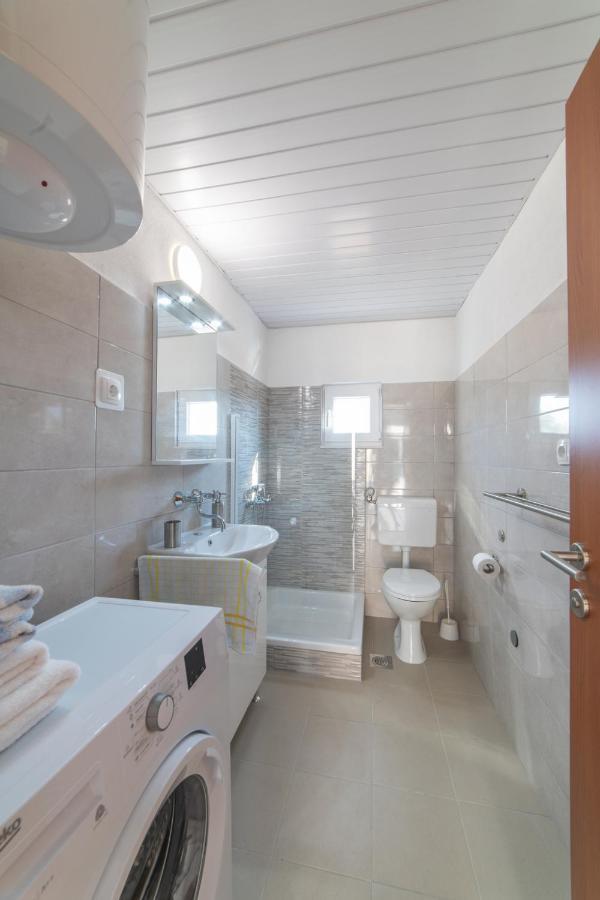 Holiday Home Sego With Private Pool Veliki Brocanac Luaran gambar